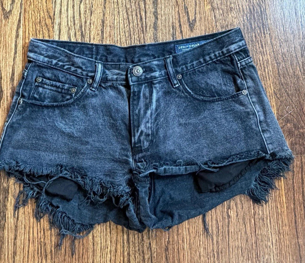 Denim Colab Saltwater And Song Women's Black Jean Bootie Short Shorts Size: 28